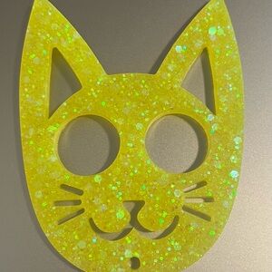 Self defense Cat keychain - NEW (Sunshower)